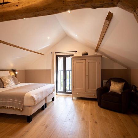 L'Atelier Des Magnolias Bed & Breakfast Aumont-en-Halatte Exterior photo