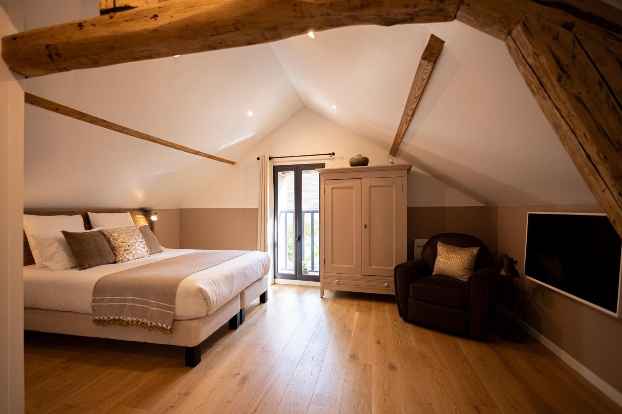 L'Atelier Des Magnolias Bed & Breakfast Aumont-en-Halatte Exterior photo